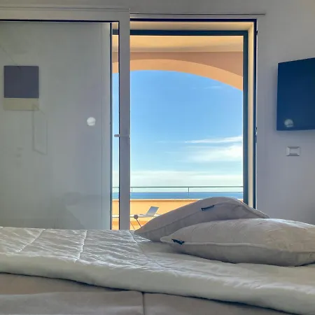 Daire Relax Vista Mare Con A/c, Wi-fi & Free Parking. *