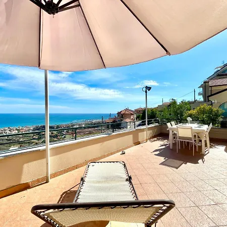 Relax Vista Mare Con A/c, Wi-fi & Free Parking. Daire *