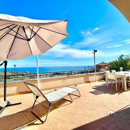 Apartment Relax Vista Mare Con A/c, Wi-fi & Free Parking.