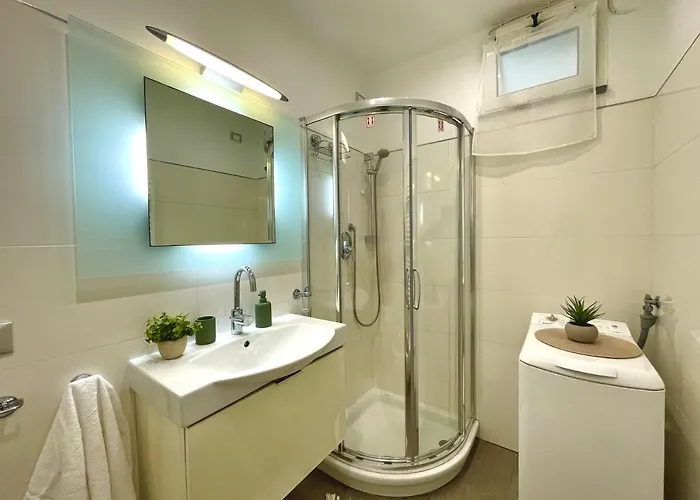 Relax Vista Mare Con A/c, Wi-fi & Free Parking. 아파트 Ranzi