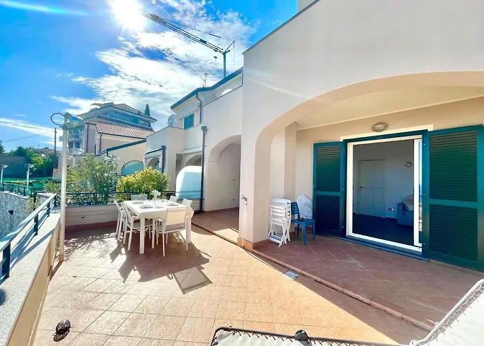 Relax Vista Mare Con A/c, Wi-fi & Free Parking. Ranzi